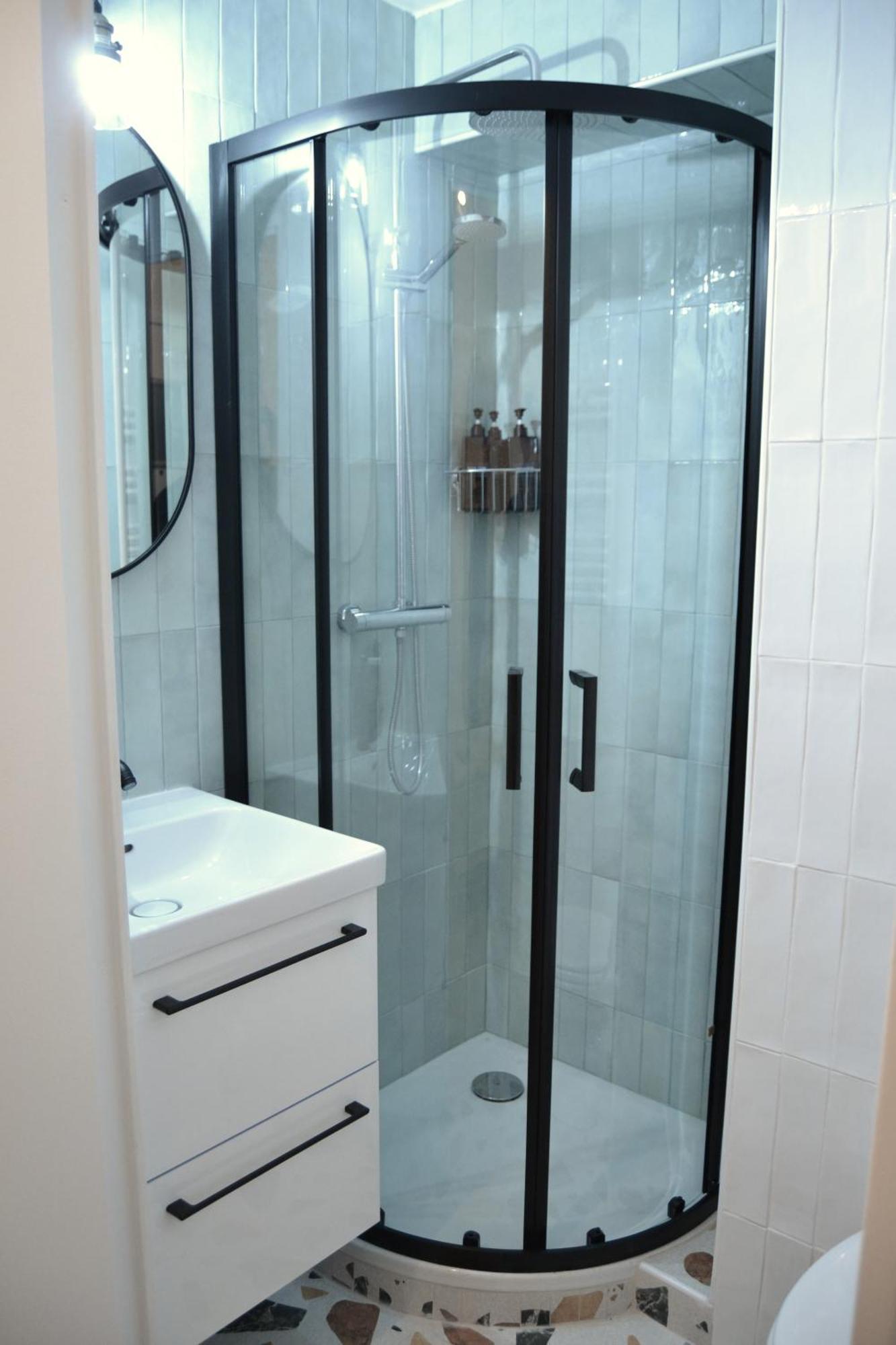 Studio 88 Courbevoie Luaran gambar